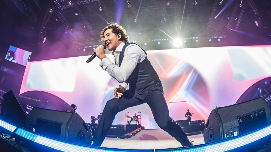 David Bisbal en La Noche de CADENA 100