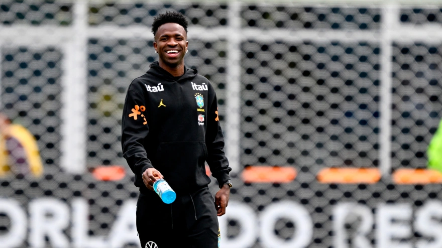 Vinicius, con el chándal de la selección de Brasil