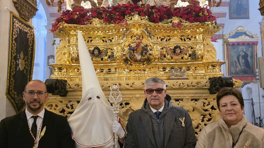 El alcalde de Guadix, Jesús Lorente, desea una buena Semana Santa a cofrades y ciudadanía en general