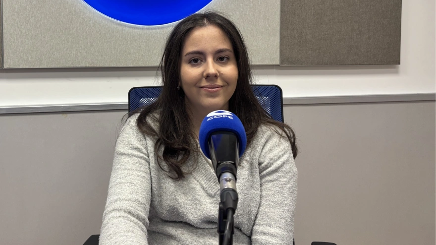 Judith Rivero en los estudios de COPE Valencia