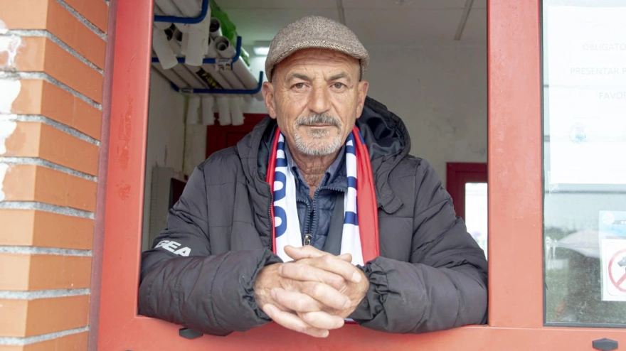 Rabia Gaya, argelino residente en Gijón, en las instalaciones del Llano 2000
