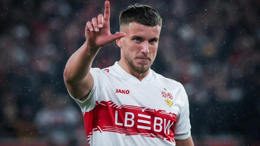 Demirovic celebra un gol con el Stuttgart esta temporada.