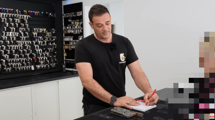 Captura de pantalla (330)