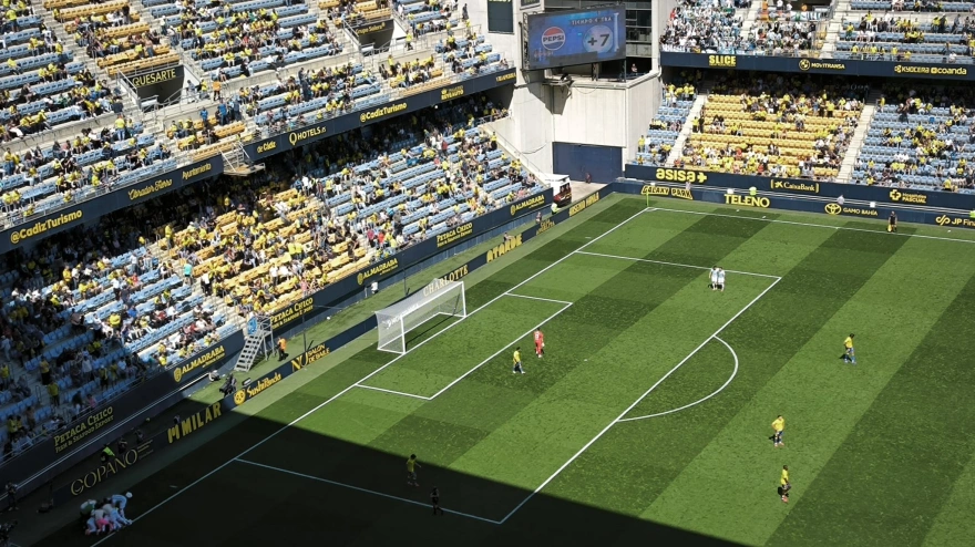 Escucha el gol de Ismael Ruíz, Cádiz CF 1 - Córdoba CF 3