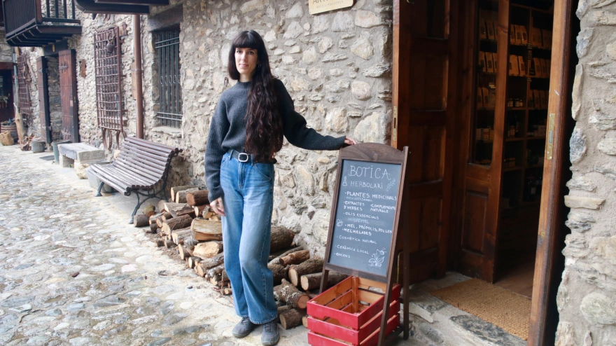 La carrera de Bea Andrés, violonchelista profesional graduada en el prestigioso Conservatorio de Ámsterdam