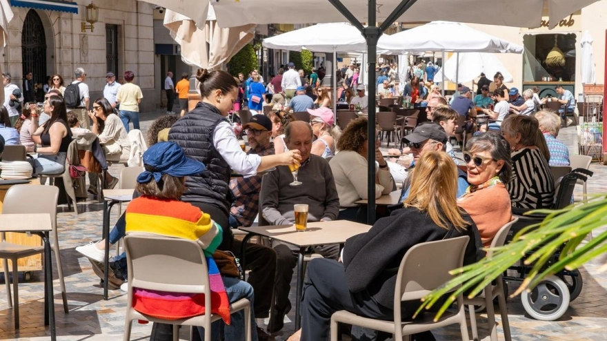Ocupación histórica por el turismo en Semana Santa en la RegiónLa Región de Murcia se prepara para vivir una Semana Santa con cifras históricas "de récord" en materia de ocupación turística, según las previsiones de la Consejería de Turismo, Cultura, Juventud y Deportes y los datos de reservas facilitados por las asociaciones profesionales del sector.POLITICA ESPAÑA EUROPA MURCIA SOCIEDADAYUNTAMIENTO DE CARTAGENA