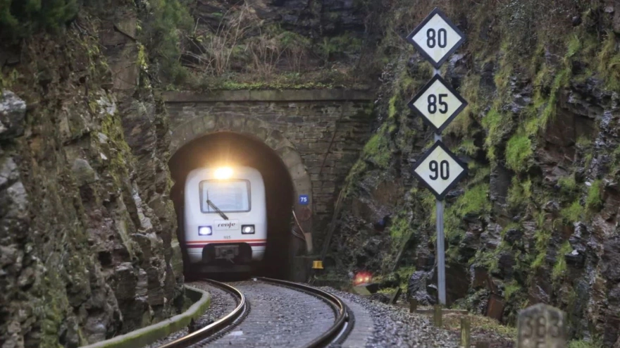 Renfe activa cambios y anulaciones sin coste para los viajeros de los servicios afectados