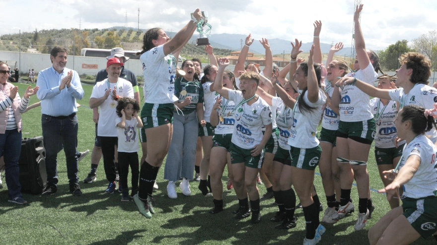 El Jaén Rugby Femenino se corona en casa y levanta su segunda Copa de Campeonas de Andalucía