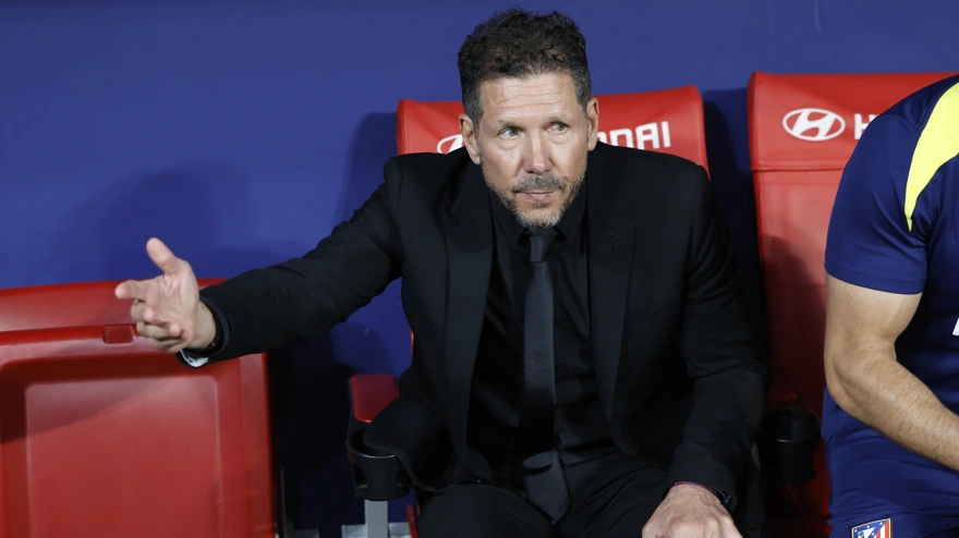 Simeone, en el banquillo del Atlético de Madrid en un partido esta temporada.