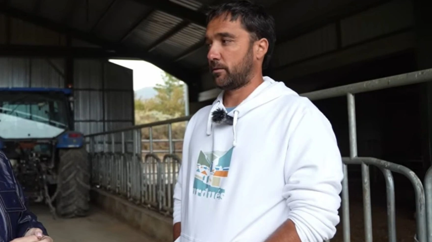 Alfredo, último ganadero que queda en Urdués, un pequeño pueblo del Pirineo, en una entrevista a  María Pilar Dancausa en su canal de YouTube MP DANCAUSA