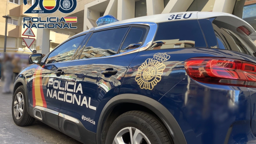 La Policía Nacional detiene a una mujer que utilizaba su vivienda como punto de venta de sustancias estupefacientes