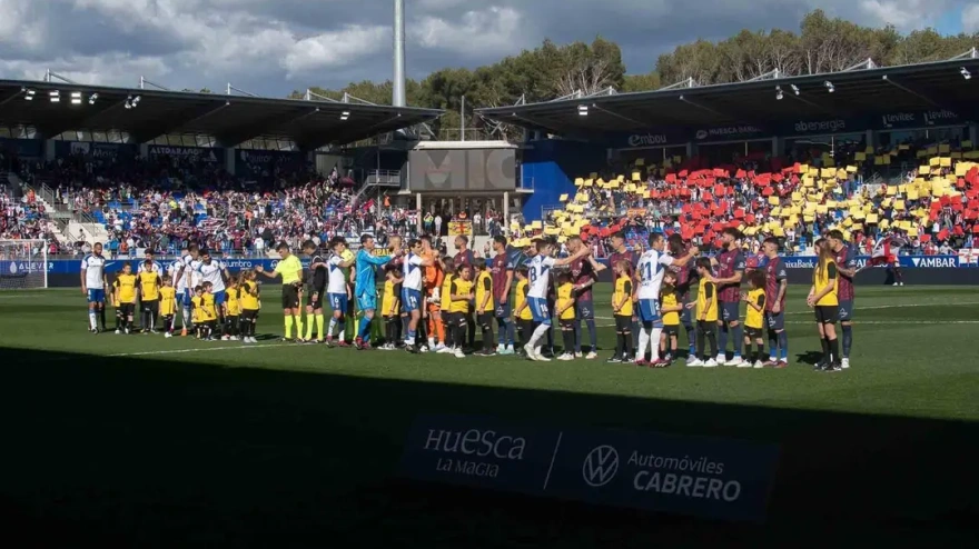 Imagen de un derbi aragonés en el Alcoraz