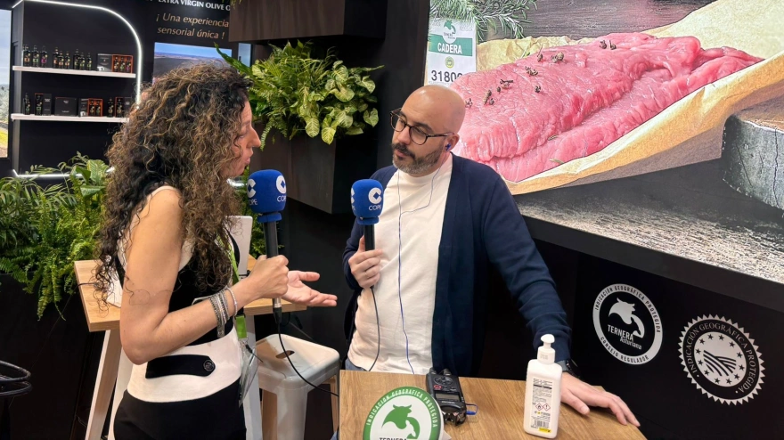 La directora gerente de la IGP Ternera Asturiana, Elena Cebada, en el especial de COPE desde el Salón Gourmets 2026