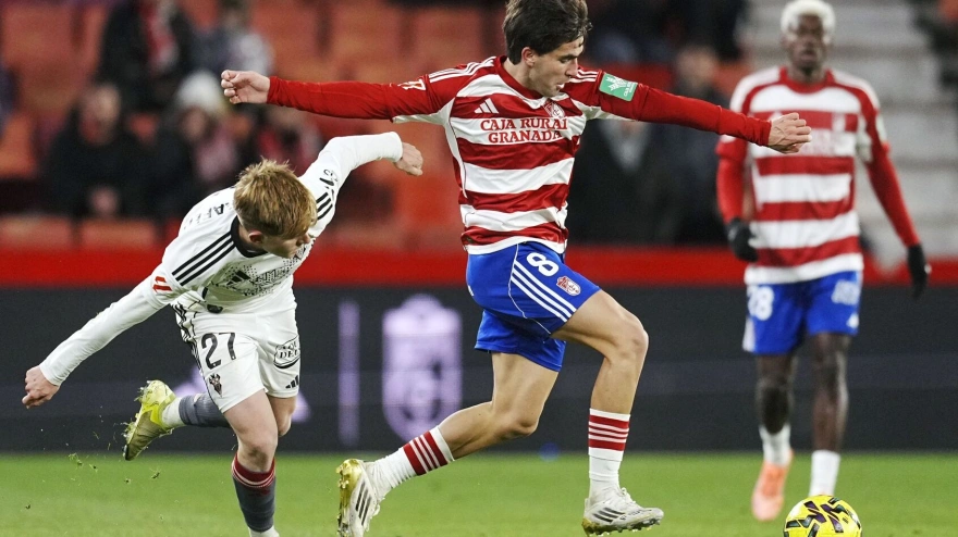 Alemañ junto a Cani Bernabeu en el partido de la primera vuelta frente al Albacete