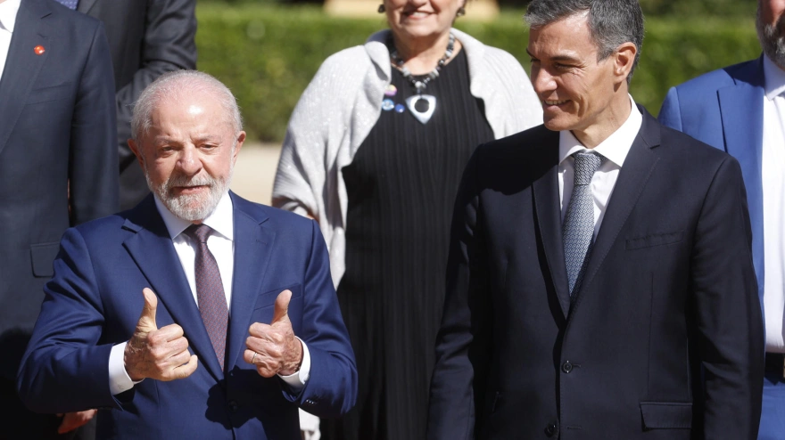 Pedro Sánchez y Lula da Silva presiden la primera cumbre entre España y Brasil en Pedralbes
