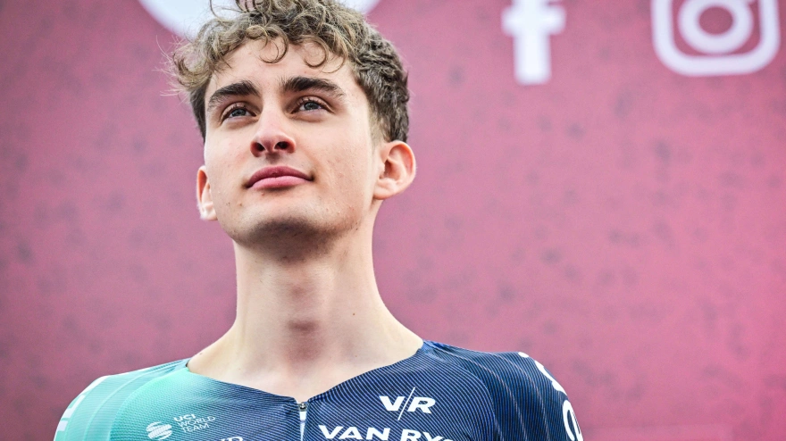 El joven francés de solo 19 años es la gran promesa del ciclismo mundial.