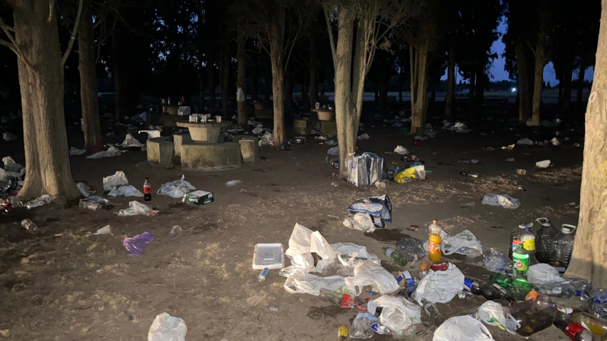 El espacio natural ha quedado convertido en un basurero