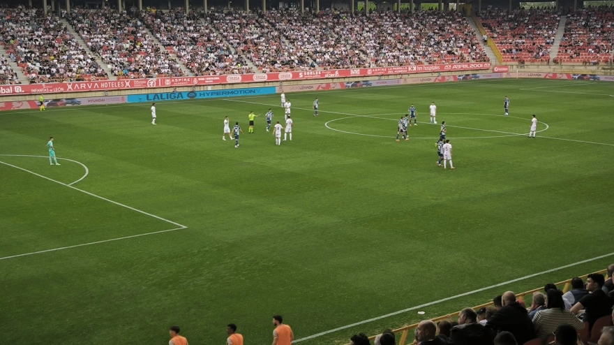 Escucha el gol de Carlos Albarran, Cultural Leonesa 0 - Córdoba CF 1