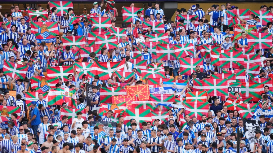 Aficionados de la Real Sociedad en la final de la Copa del Rey