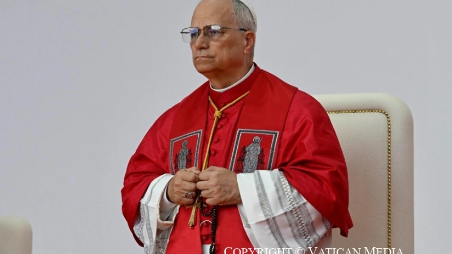 El Papa durante el rezo del Santo Rosario