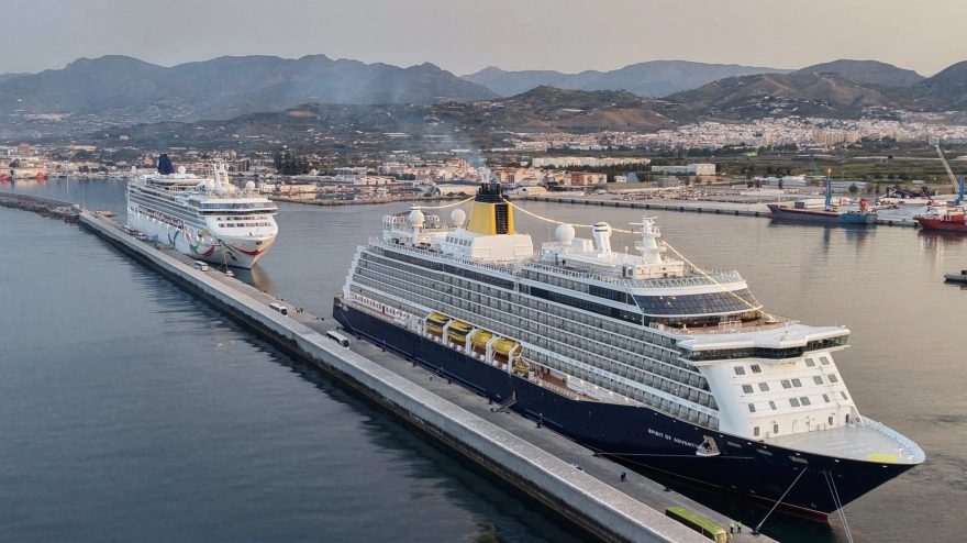 El Puerto de Motril afianza su capacidad para cruceros con la primera de ocho dobles escalas