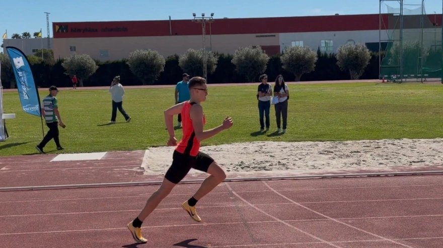 Rafa Perales compitiendo