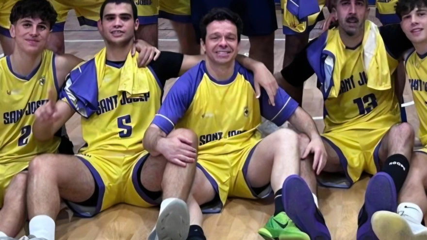 David Carro con sus compañeros del Sant Josep Obrer