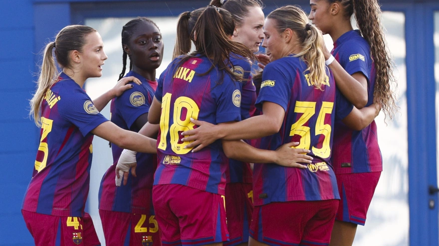 El Barcelona celebra uno de los goles al Espanyol