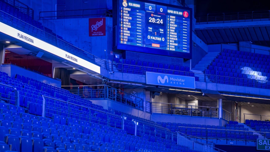 Imagen del partido de la temporada regular que se disputó sin público en las gradas.