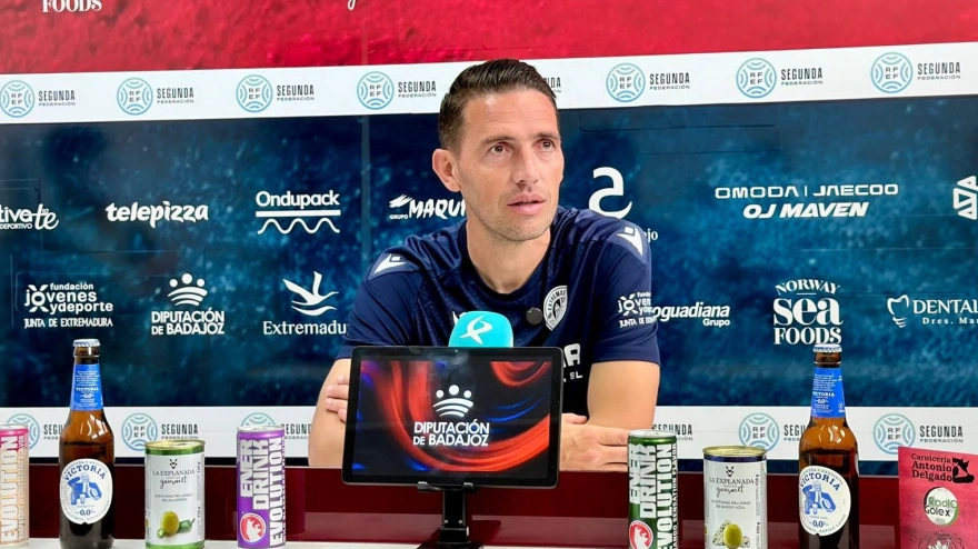 David Rocha, entrenador del CD Extremadura