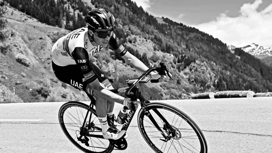 El ciclista colombiano militó durante tres años en el UAE Team donde fue compañero de Pogacar.