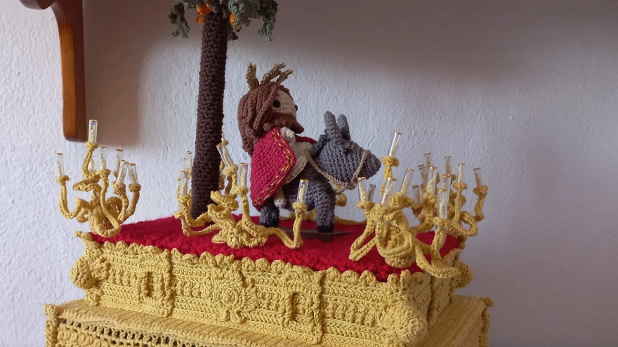 Paso de la Borriquita hecho en crochet