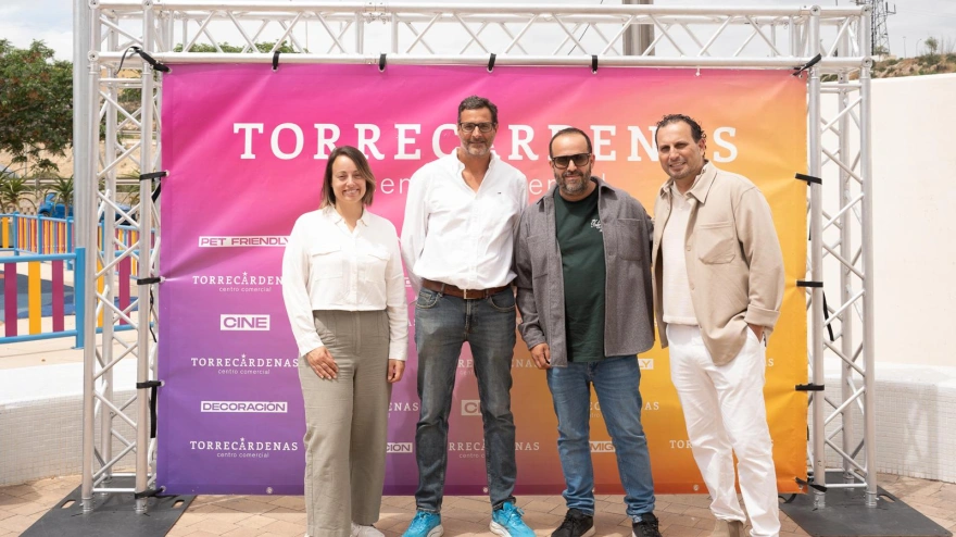 Semana rojiblanca en el Centro Comercial Torrecárdenas