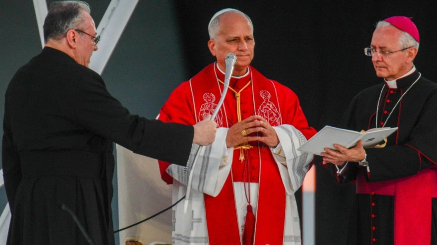 El Papa León XIV durante la vigilia de oración, en el Estadio Olímpico Lluís Companys, a 9 de junio de 2026, en Barcelona, Catalunya