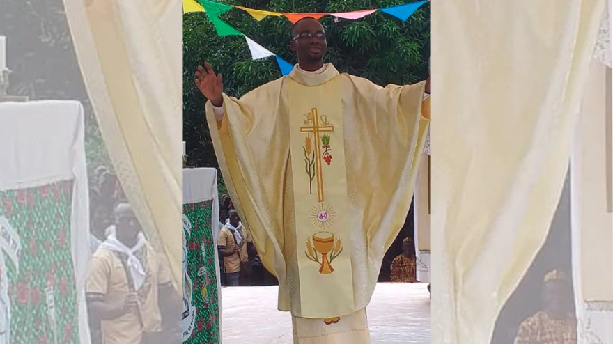El sacerdote Crépin Monga, de 36 años, asesinado en la misión de Zemio, en Bangassou