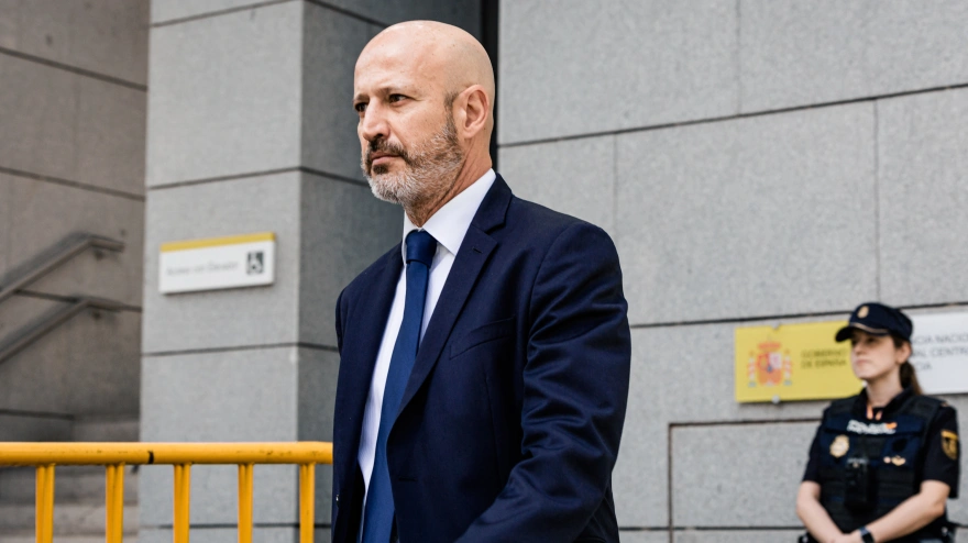 El exCEO de la aerolínea Plus Ultra Roberto Roselli a su salida de la Audiencia Nacional, a 8 de septiembre de 2026