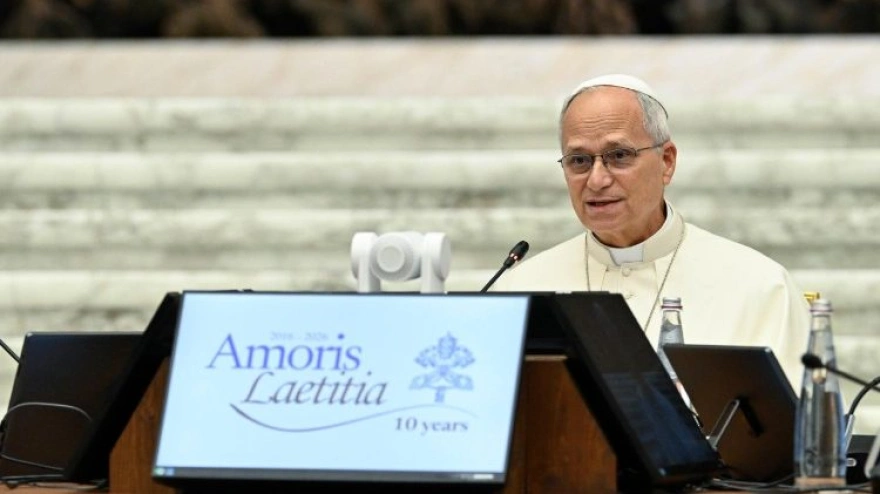 León XIV abre los trabajos dedicados al aniversario de la exhortación del Papa Francisco Amoris Laetitia
