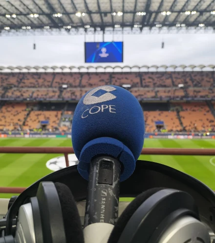 El micrófono de Tiempo de Juego en el Giuseppe Meazza