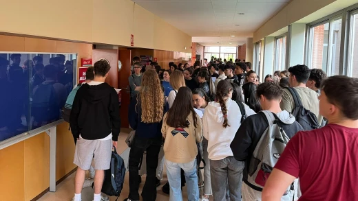 Ni los estudiantes ni los padres: ¿Por qué es esta la persona que más nervios pasa durante la PAU?