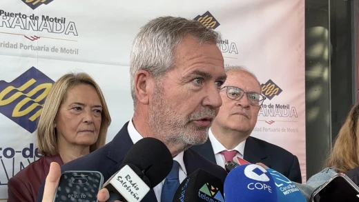 Con tres rotaciones semanales se inaugura la línea marítima Motril-Melilla con Armas Trasmediterránea