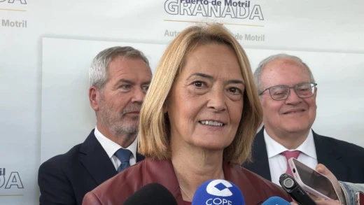 Con tres rotaciones semanales se inaugura la línea marítima Motril-Melilla con Armas Trasmediterránea