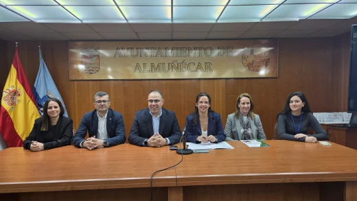Desempleados de Almuñécar busca una oportunidad en la Feria de Empleo y Emprendimiento