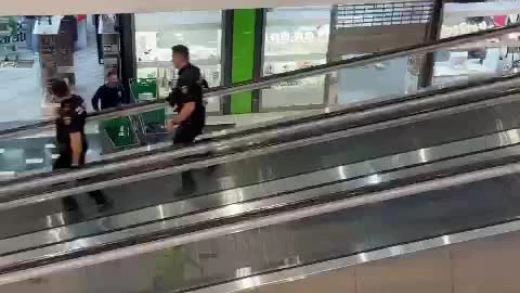 Vista de la joyería que los ladrones atracaron