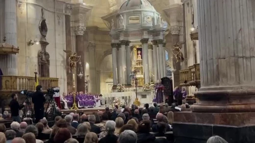 Misa en la Catedral de Cádiz por el Papa Francisco