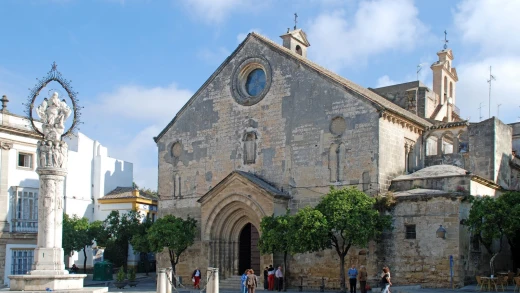 Campanas de San Dionisio saludan al nuevo Papa León XIV