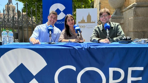Especial COPE Segovia desde la Catedral: visita turística con los guías, Manuel y Andrea