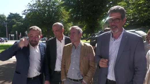 Presentación de las tres propuestas arquitectónicas finalistas para la operación "Playa de Vías" de San Sebastián