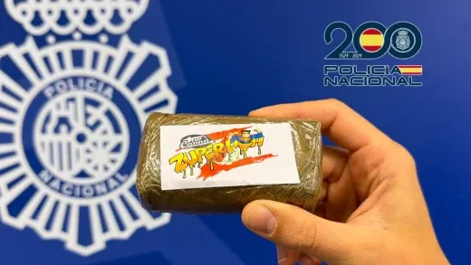 La surrealista escena que han vivido agentes de la Policía Nacional en Logroño al incautar una tableta de hachís