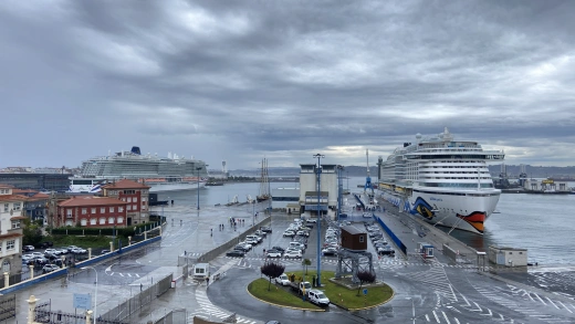 Doble escala de cruceros en A Coruña, este martes