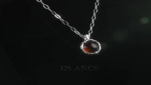 Ámbar celebra sus 125 años de historia junto a Carmen Lomana